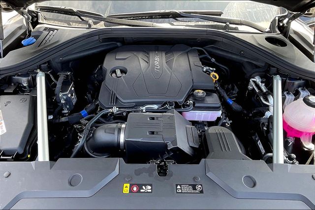 2025 Genesis GV70 2.5T Select photo