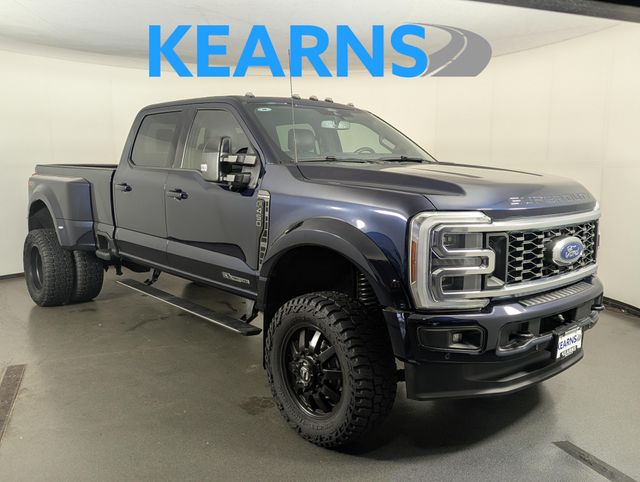 Antimatter Blue Metallic 2025 Ford F-450 Super Duty Pickup Truck Four-Wheel Drive Automatic