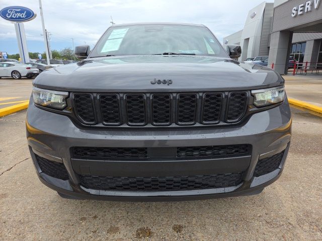 Certified Used 2025 Gray Jeep Limited image 2