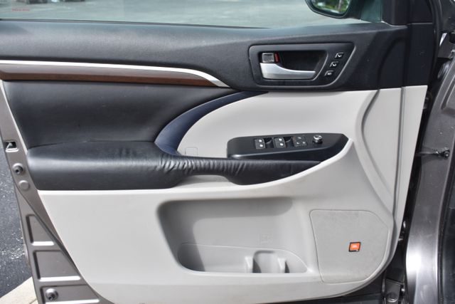 Used 2016 Toyota Highlander SUV