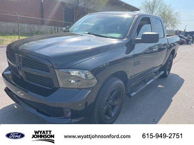 2018 RAM 1500 Express Crew Cab 4WD
