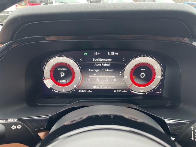 2023 Nissan Pathfinder Platinum - Pearl White Tricoat exterior view 14