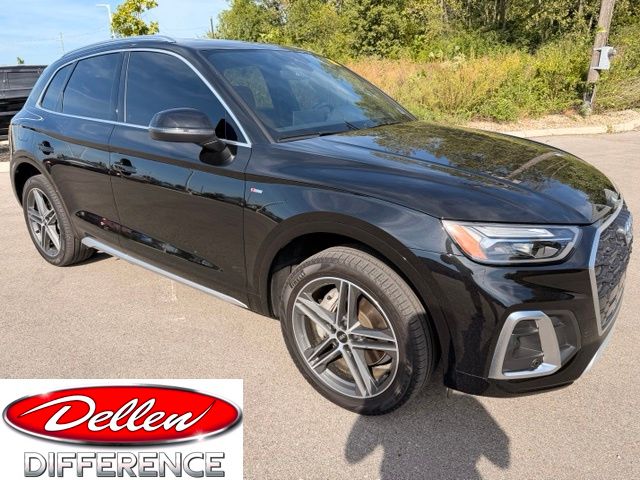 Black Metallic 2024 Audi Q5 Hybrid Plug-in SUV / Crossover All-Wheel Drive 7-Speed Automatic
