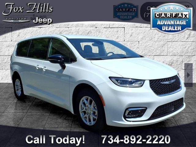 Bright White Clearcoat 2026 Chrysler Pacifica Select FWD Minivan Front-Wheel Drive 9-Speed Automatic