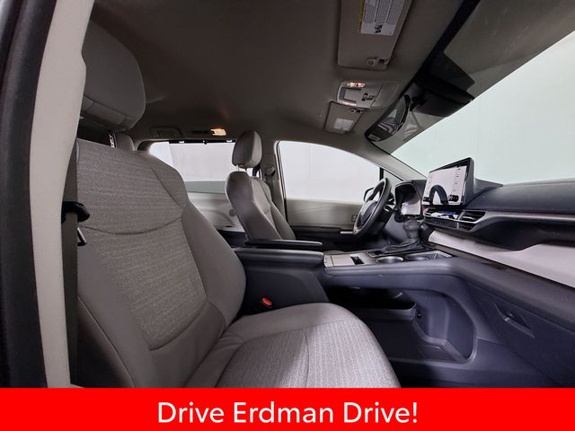 Used 2023 Toyota Sienna Van