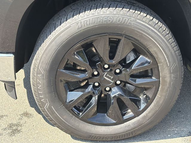 Used 2024 Black Chevrolet LT image 16