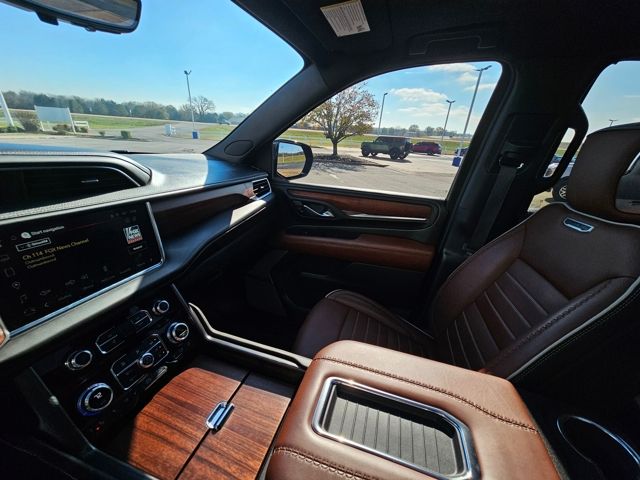 Used 2024 Black GMC Denali Ultimate image 51