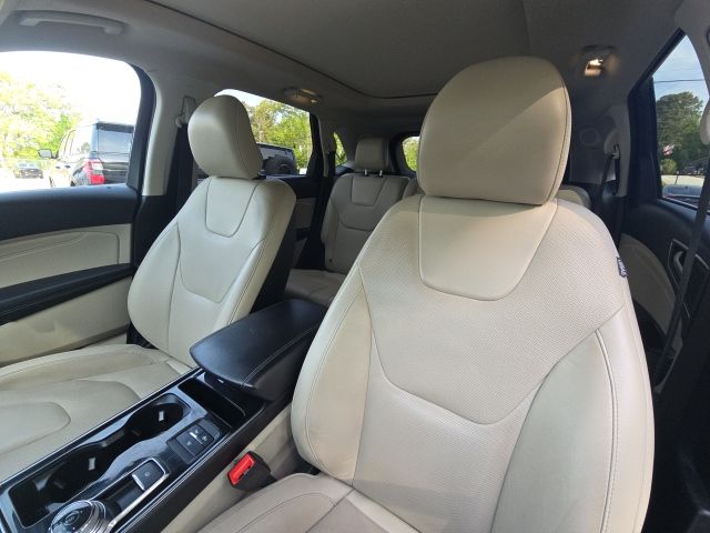 2019 Ford Edge Titanium:45449B