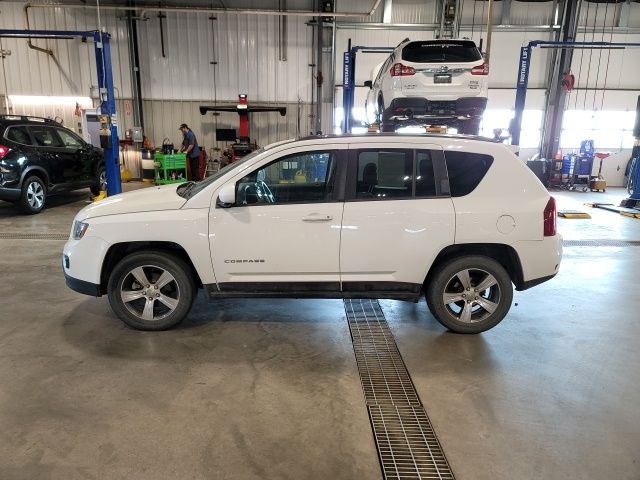 2016 Bright White Clearcoat Jeep Compass High Altitude 4X4 SUV