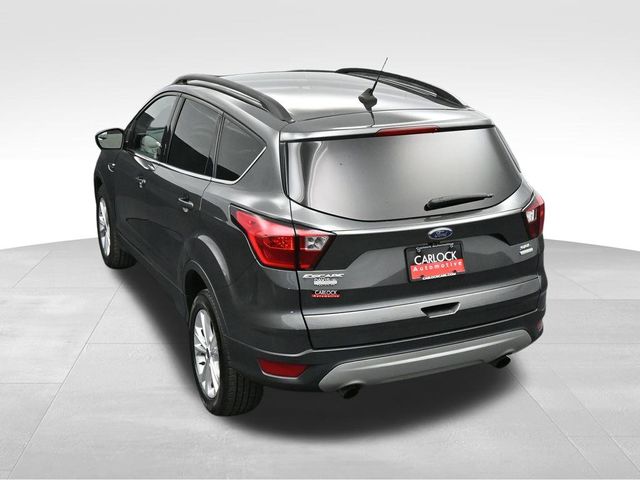 2019 Ford Escape SEL 32