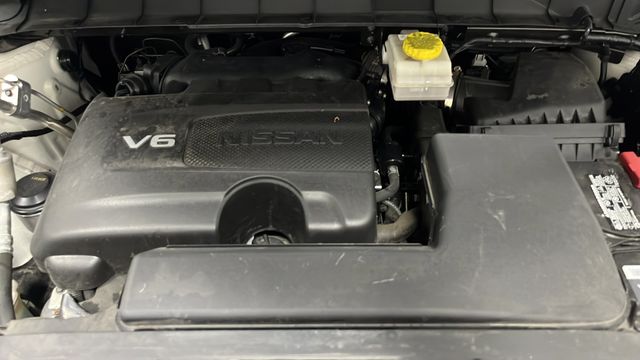 Used 2022 Pearl White Tricoat Nissan SV image 25