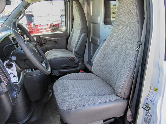 2025 Chevrolet Express 3500 Work Van:44756