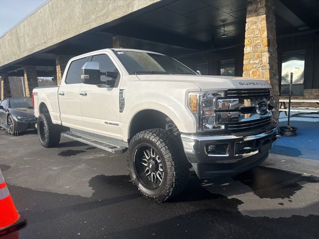 2018 Ford F-250 Super Duty Lariat Crew Cab 4WD
