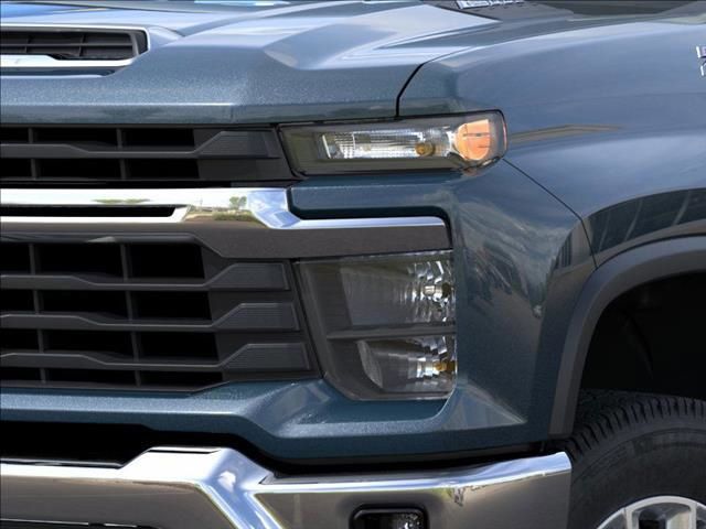 2025 Chevrolet Silverado 2500HD LT 10