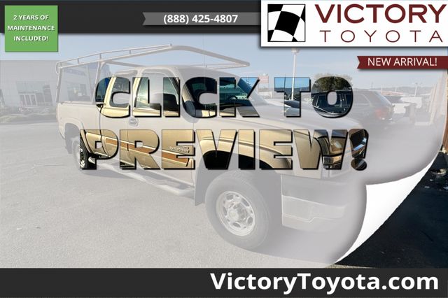 Sandstone Metallic 2004 Chevrolet Silverado 2500HD Pickup Truck Four-Wheel Drive 5-Speed Automatic