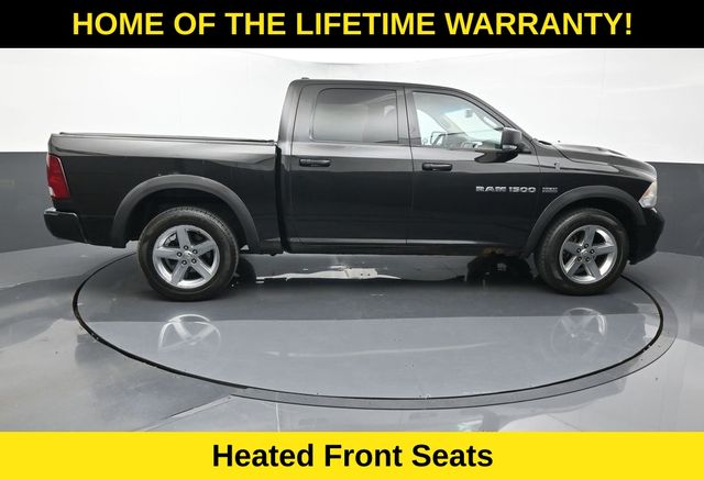 View vehicle photo 7