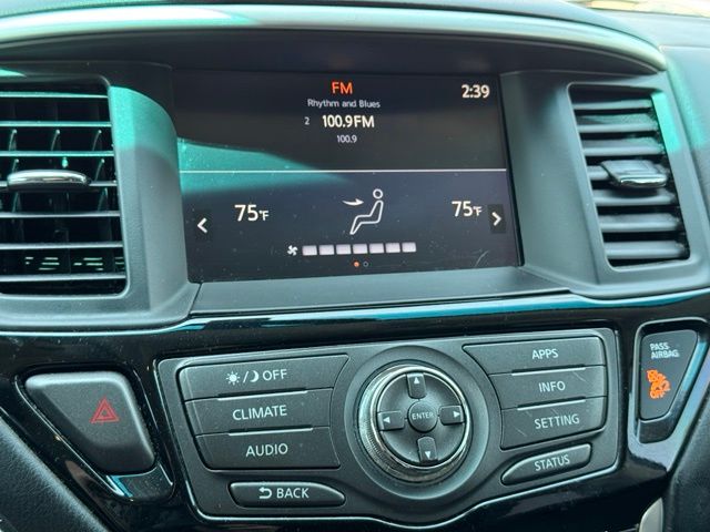 Used 2017 Nissan Pathfinder SUV