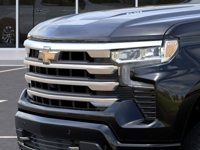 2025 Chevrolet Silverado 1500 High Country 13