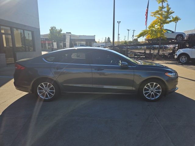 2017 Ford Fusion SE 2