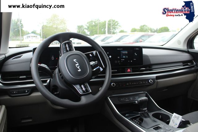 New 2026 Kia Carnival MPV Van