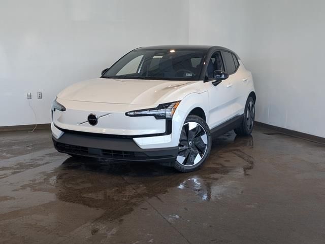 2026 Volvo EX30 Twin Plus eAWD