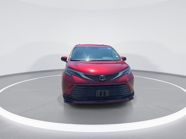 Used 2022 Red Toyota LE image 3