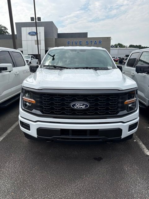 Oxford White 2026 Ford F-150 Pickup Truck Four-Wheel Drive Automatic
