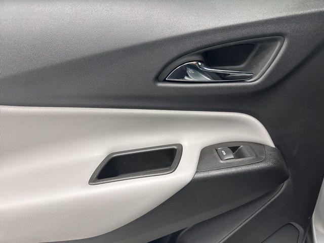 used 2023 Chevrolet Equinox car, priced at $19,958