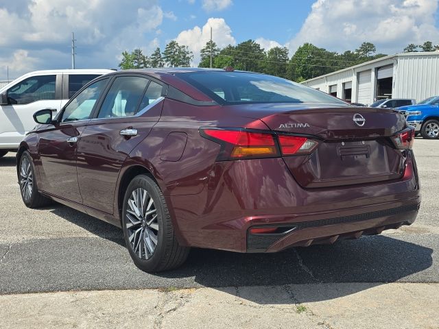 2025 Nissan Altima 2.5 SV:B02428