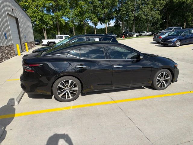 Super Black 2021 Nissan Maxima Sedan Front-Wheel Drive Continuously Variable Transmission