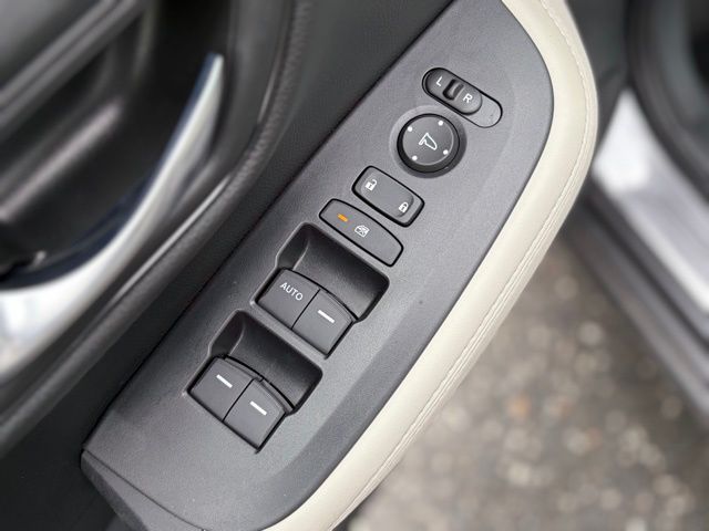 new 2026 Honda HR-V car, priced at $28,692