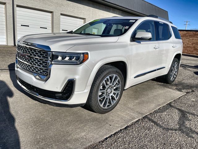 2023 GMC Acadia Denali FWD