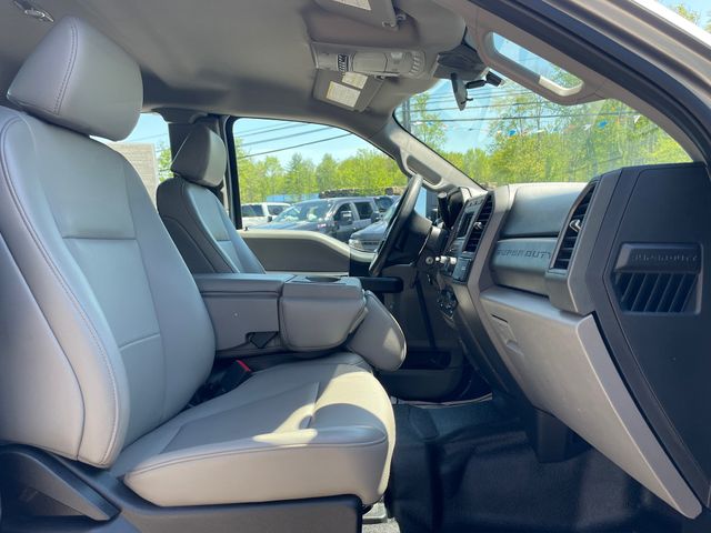 2021 Ford F-250SD XLT - Iconic Silver Metallic exterior view 14