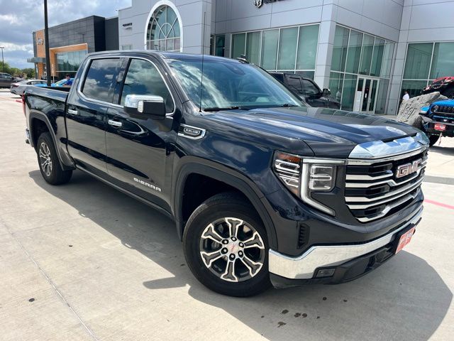 2025 GMC Sierra 1500 SLT Crew Cab 4WD Pickup Truck Four-Wheel Drive Automatic