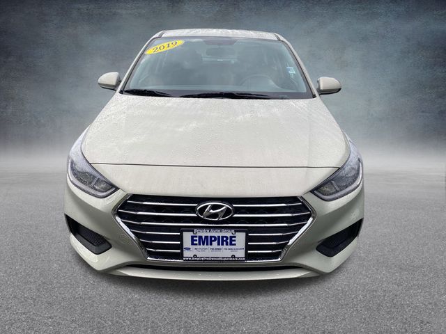 2019 Hyundai Accent SE 19