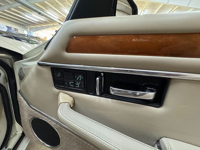 1995 Jaguar XJS thumbnail 26