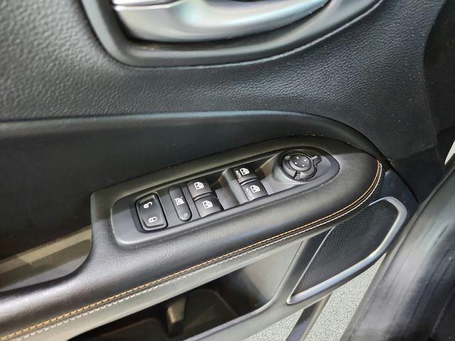 Used 2018 Jeep Compass SUV
