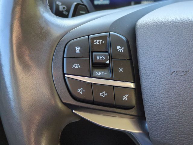 Used 2020 Black Ford Platinum image 17