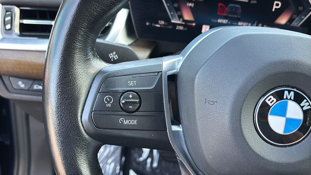 Used 2023 Blue BMW xDrive28i image 23