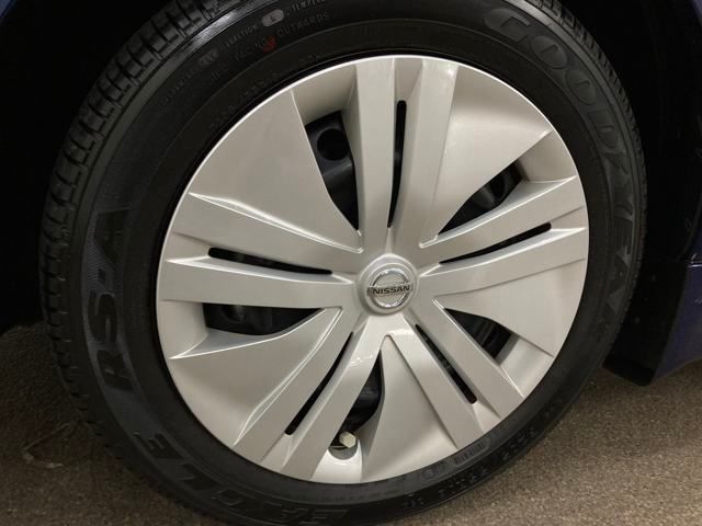2022 Nissan LEAF S