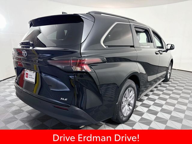Used 2025 Toyota Sienna Van