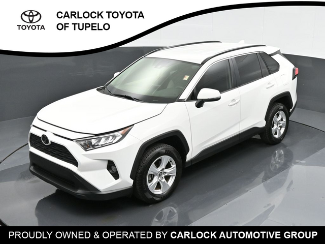 2020 Toyota RAV4 XLE 27