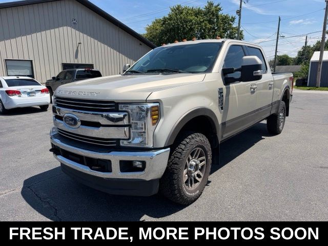 White Gold 2018 Ford F-350 Super Duty Pickup Truck Four-Wheel Drive 6-Speed Automatic
