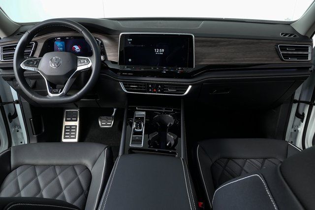 new 2026 Volkswagen Atlas car, priced at $57,015