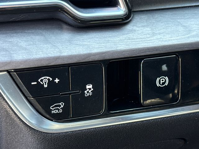 Used 2023 Blue Kia X-Pro Prestige image 24