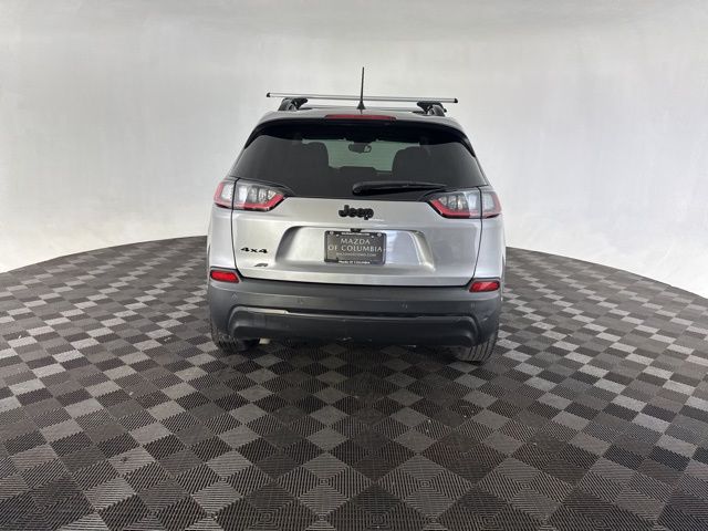 View vehicle photo 6