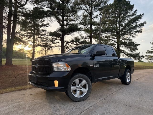 2015 RAM 1500 Express Quad Cab 4WD