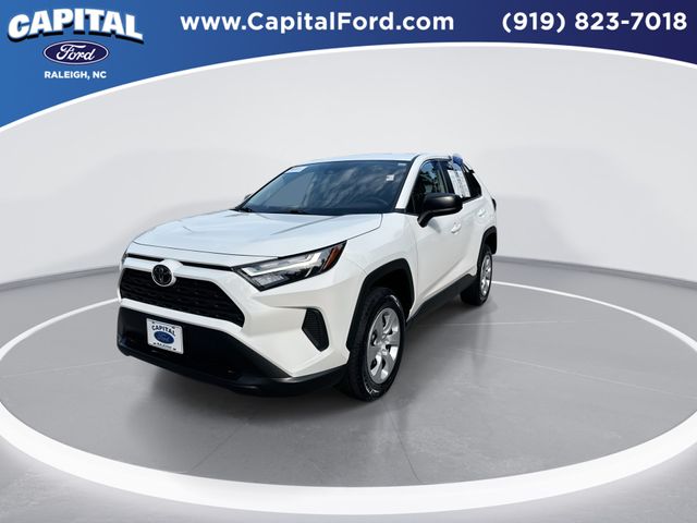 Used 2025 Ice Toyota LE image 4