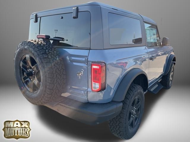 2024 Ford Bronco Black Diamond 12