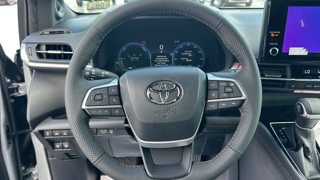 New 2026 Toyota Sienna Van